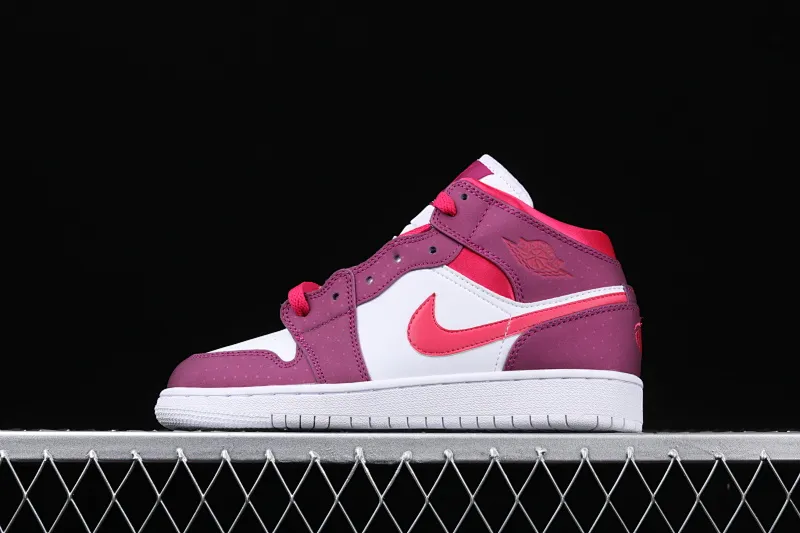 All Categories Air Jordan Jordan Series Basketball Shoes Air Jordan 1 Mid Air Jordan 1 Mid GS White Purple Buckle Broken China Full First Layer Authentic Standard 555112-661